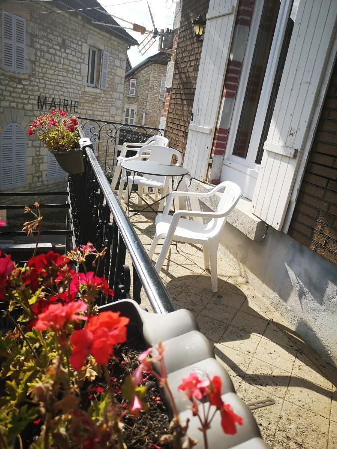 Charmant duplex 80m² Mouchard Extérieur photo